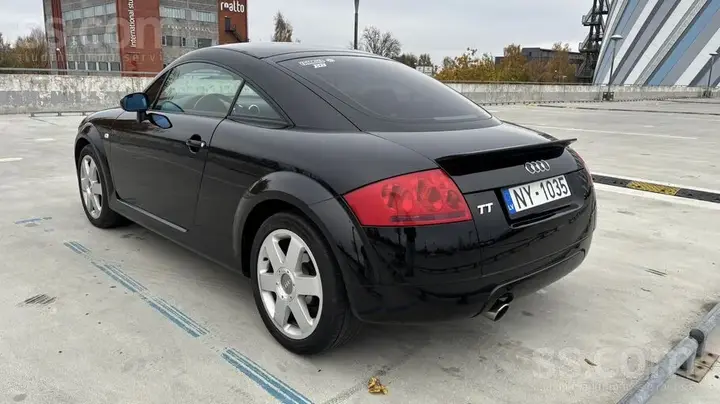 Audi Tt 1999 photo 4