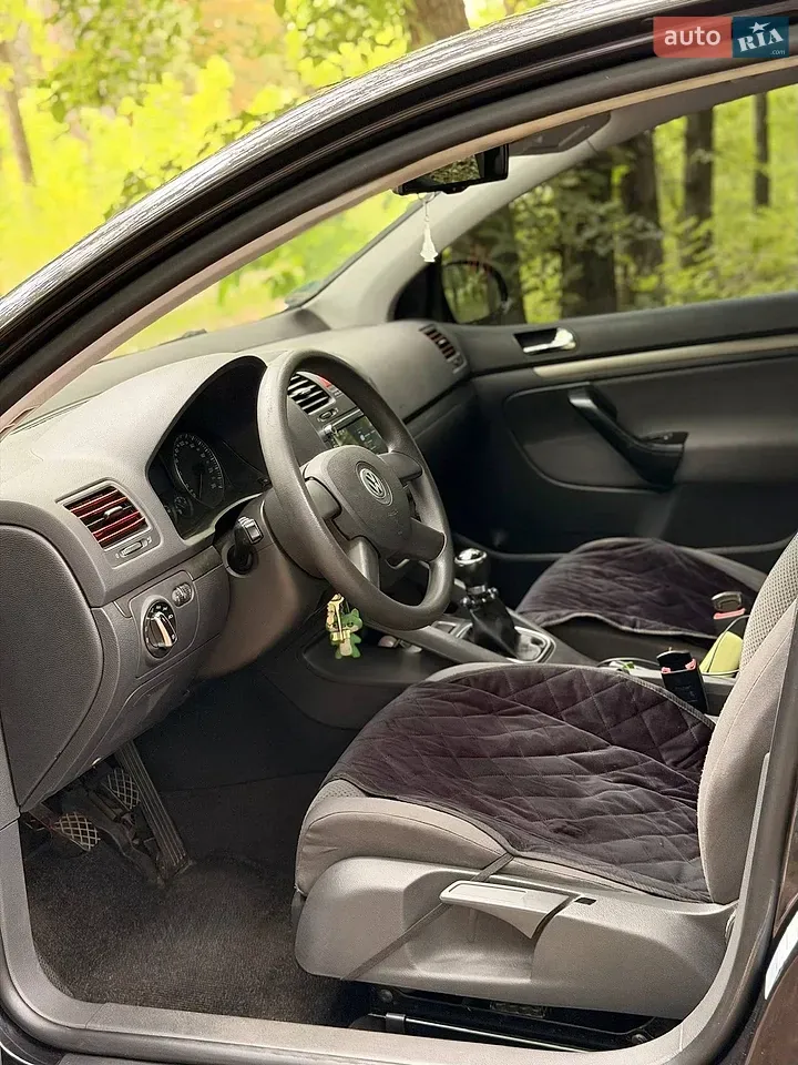 Volkswagen Golf 2004 photo 3