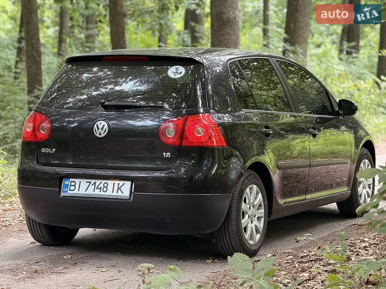 Volkswagen Golf 2004 photo 2
