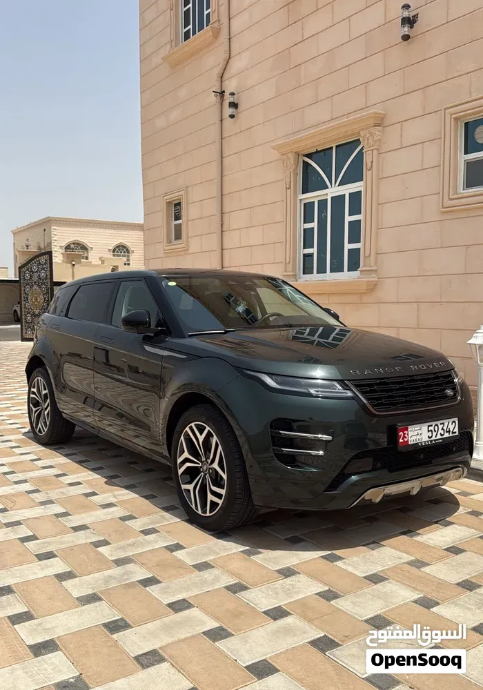Land Rover Range Rover Evoque 2024 photo 4