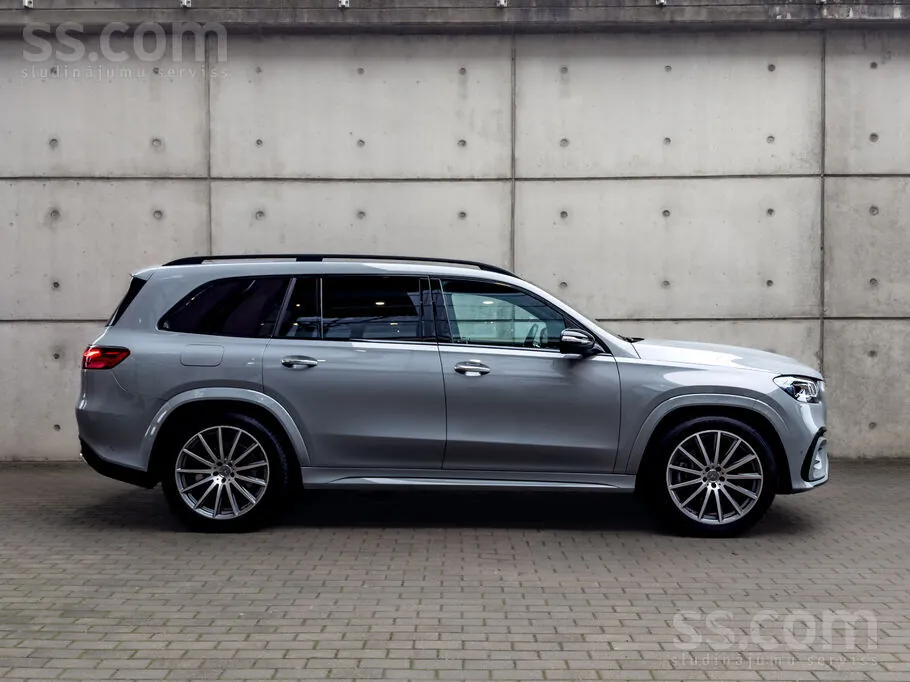Mercedes-Benz Gls 2023 photo 4