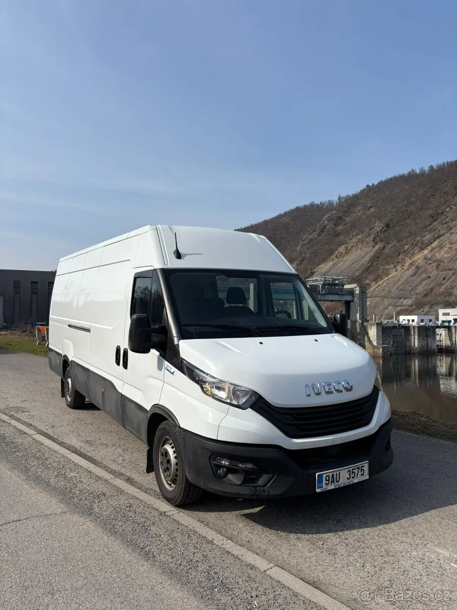 Iveco Daily 2023 photo 4