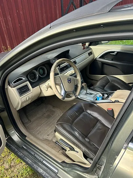 Volvo Xc70 2012 photo 3