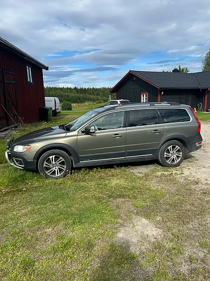 Volvo Xc70 2012 photo 2