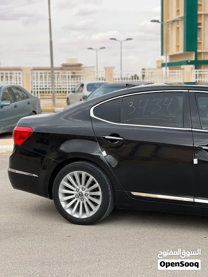 Kia K7 2011 photo 4
