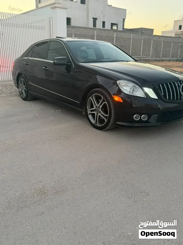 Mercedes-Benz E-Class 2011 photo 4
