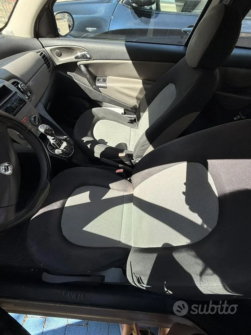 Lancia Ypsilon 2005 photo 3