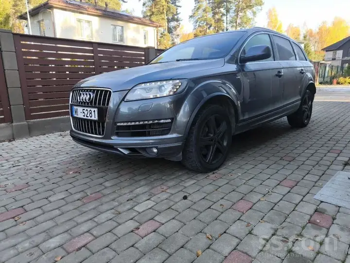 Audi Q7 2011 photo 3