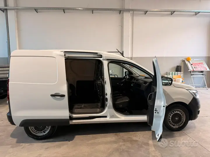 Renault Express 2023 photo 5