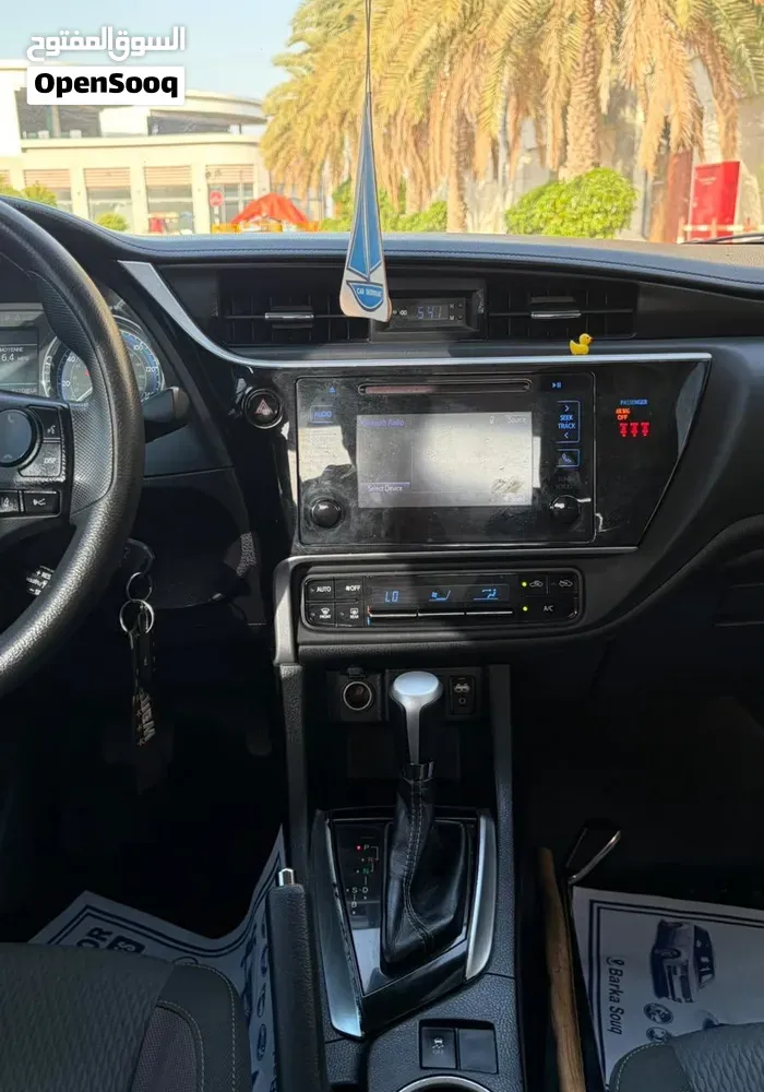 Toyota Corolla 2018 photo 3