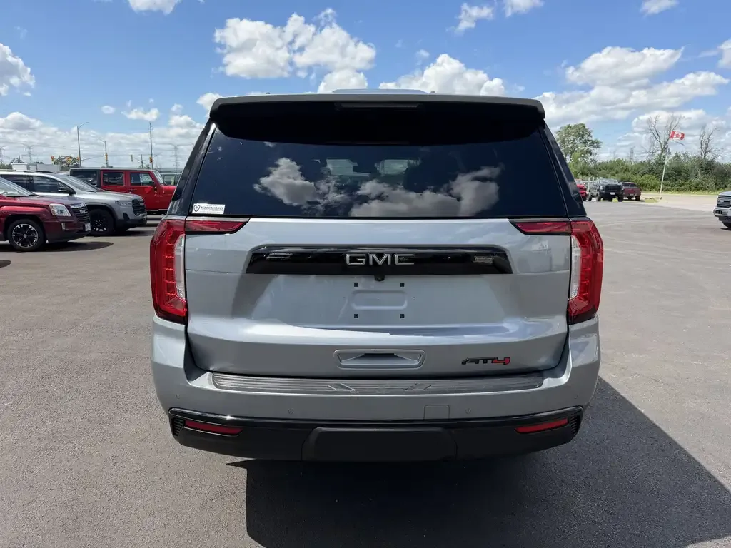 GMC Yukon 2024 photo 5