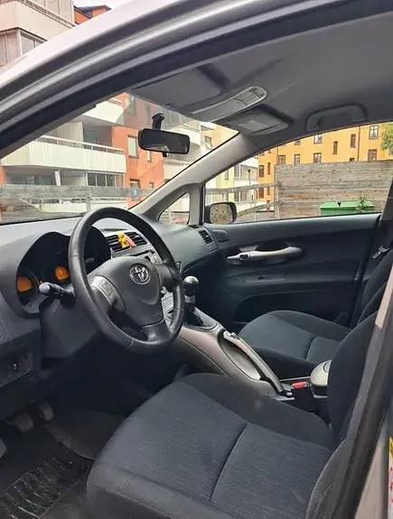 Toyota Auris 2009 photo 5