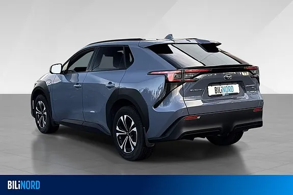 Subaru Solterra 2023 photo 4