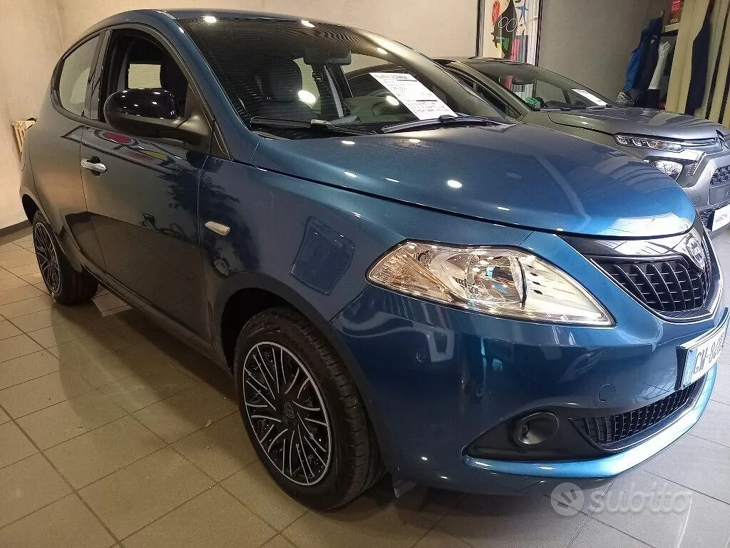 Lancia Ypsilon 2024 photo 3