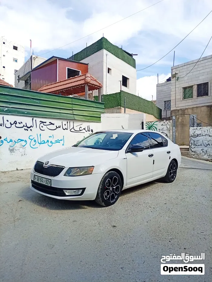 Skoda Octavia 2015 photo 2