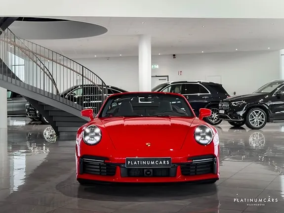 Porsche 911 Turbo S 2020 photo 4