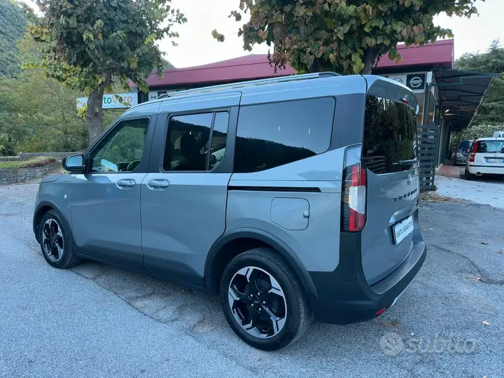 Ford Tourneo Courier 2024 photo 5
