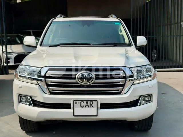 Toyota Land Cruiser Sahara