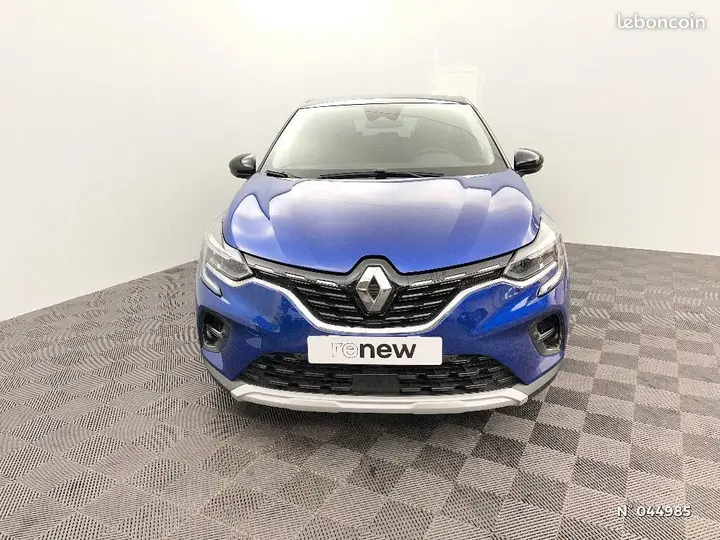 Renault Captur 2023 photo 3