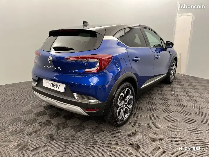 Renault Captur 2023 photo 4