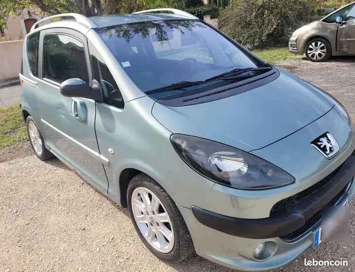 Peugeot 1007