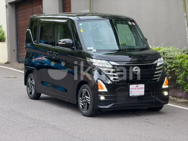 Nissan Roox photo 3