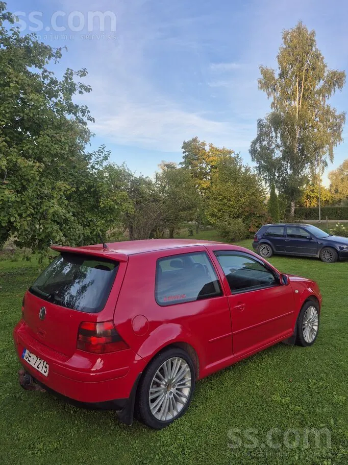 Volkswagen Golf 2000 photo 2