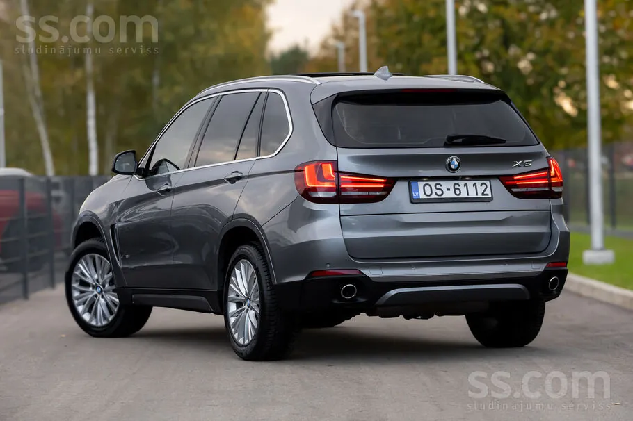 BMW X5 2015 photo 4