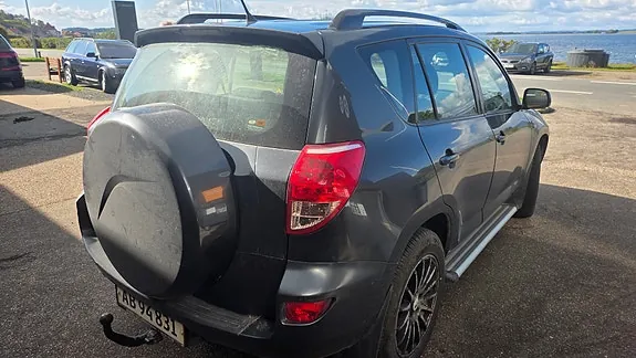 Toyota Rav4 2006 photo 4