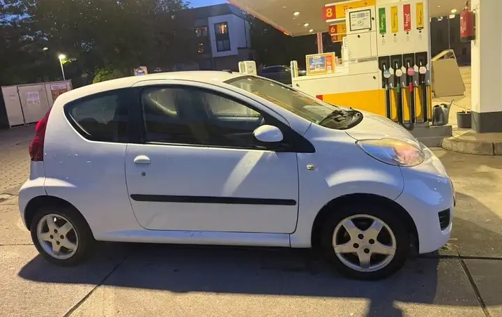 Peugeot 107