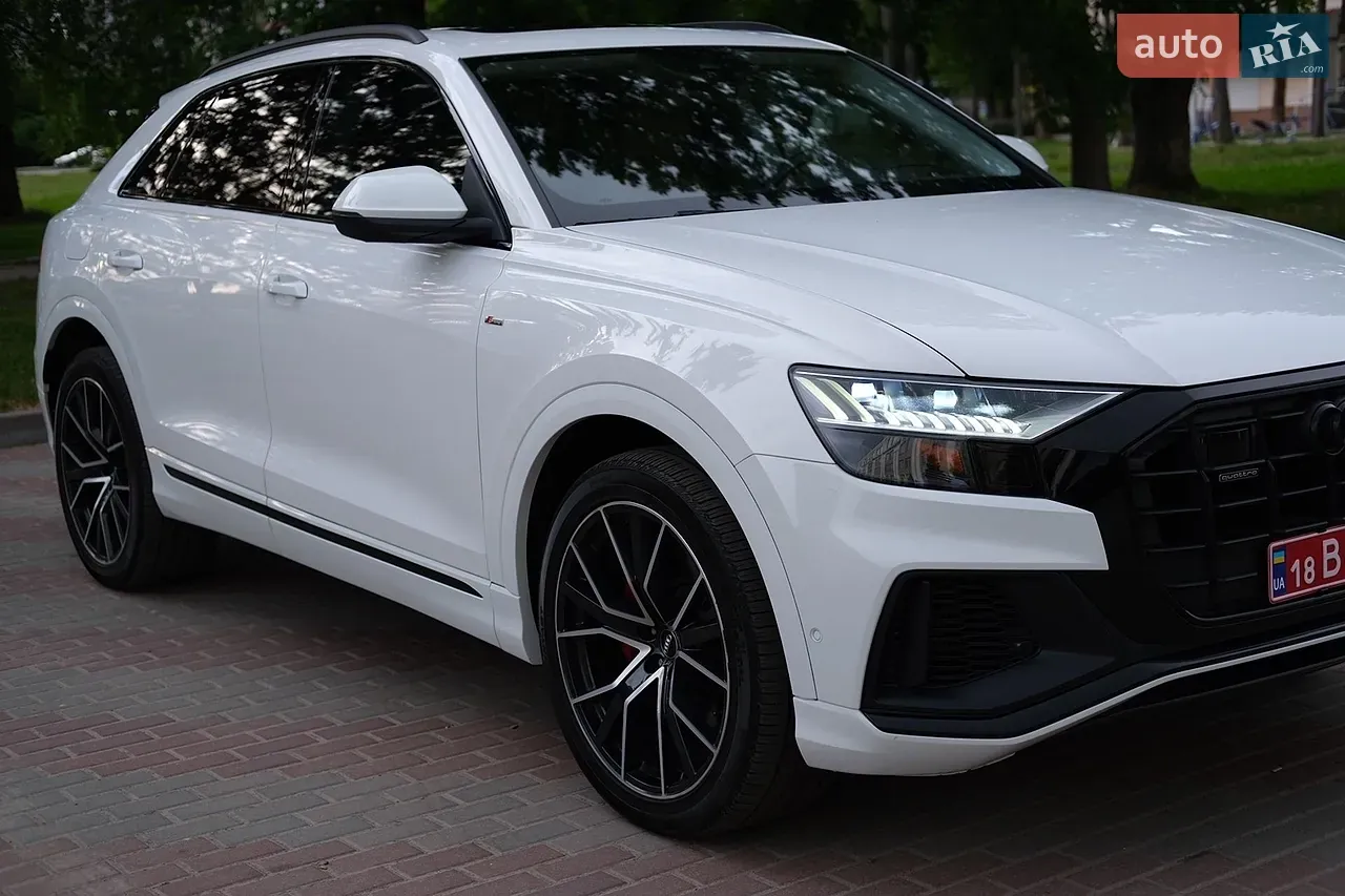 Audi Q8