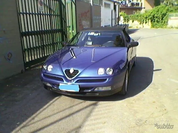 Alfa Romeo Spider 1995 photo 3