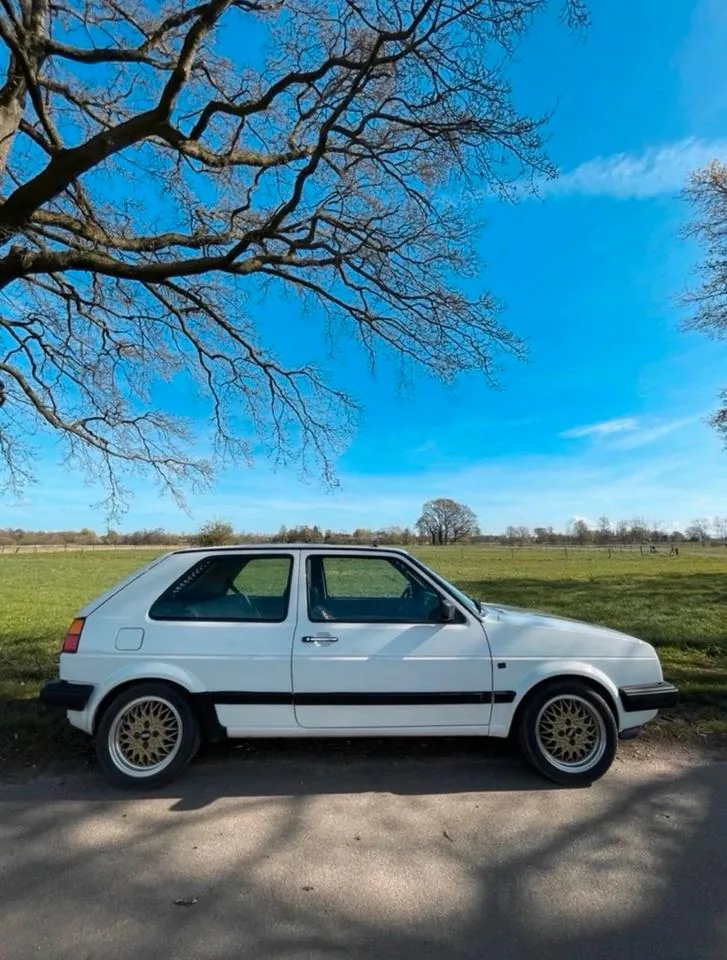 Volkswagen Golf 2