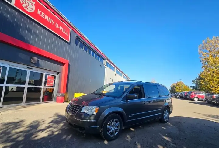 Chrysler Town & Country