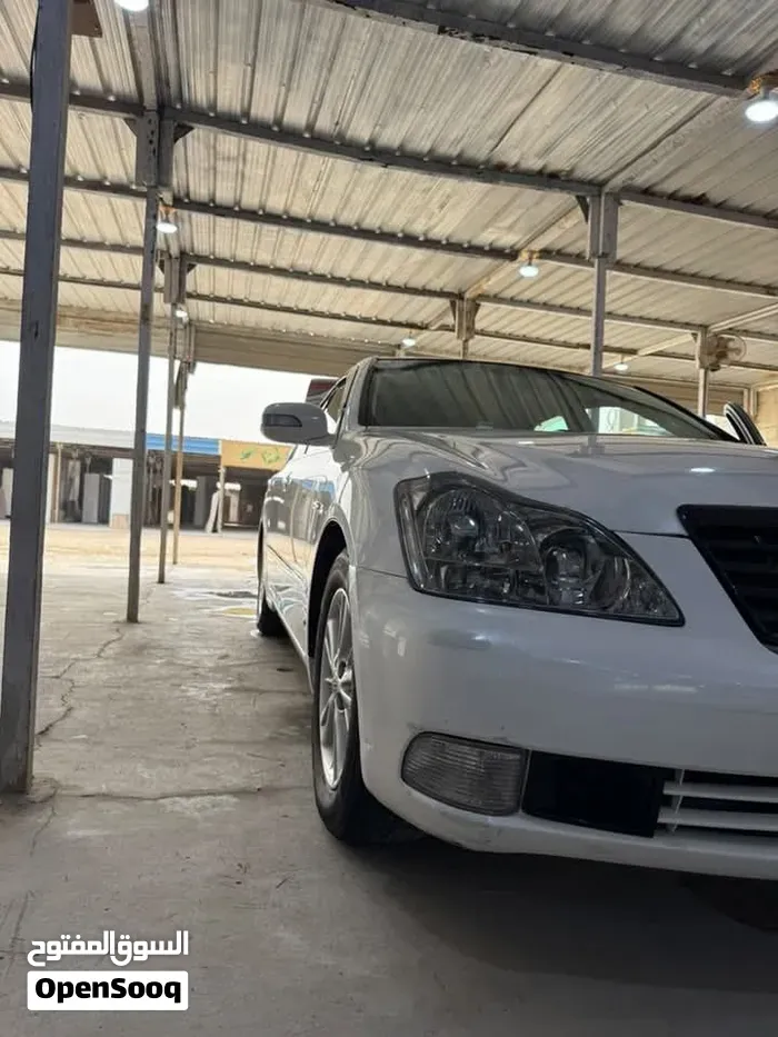 Toyota Crown 2006 photo 4