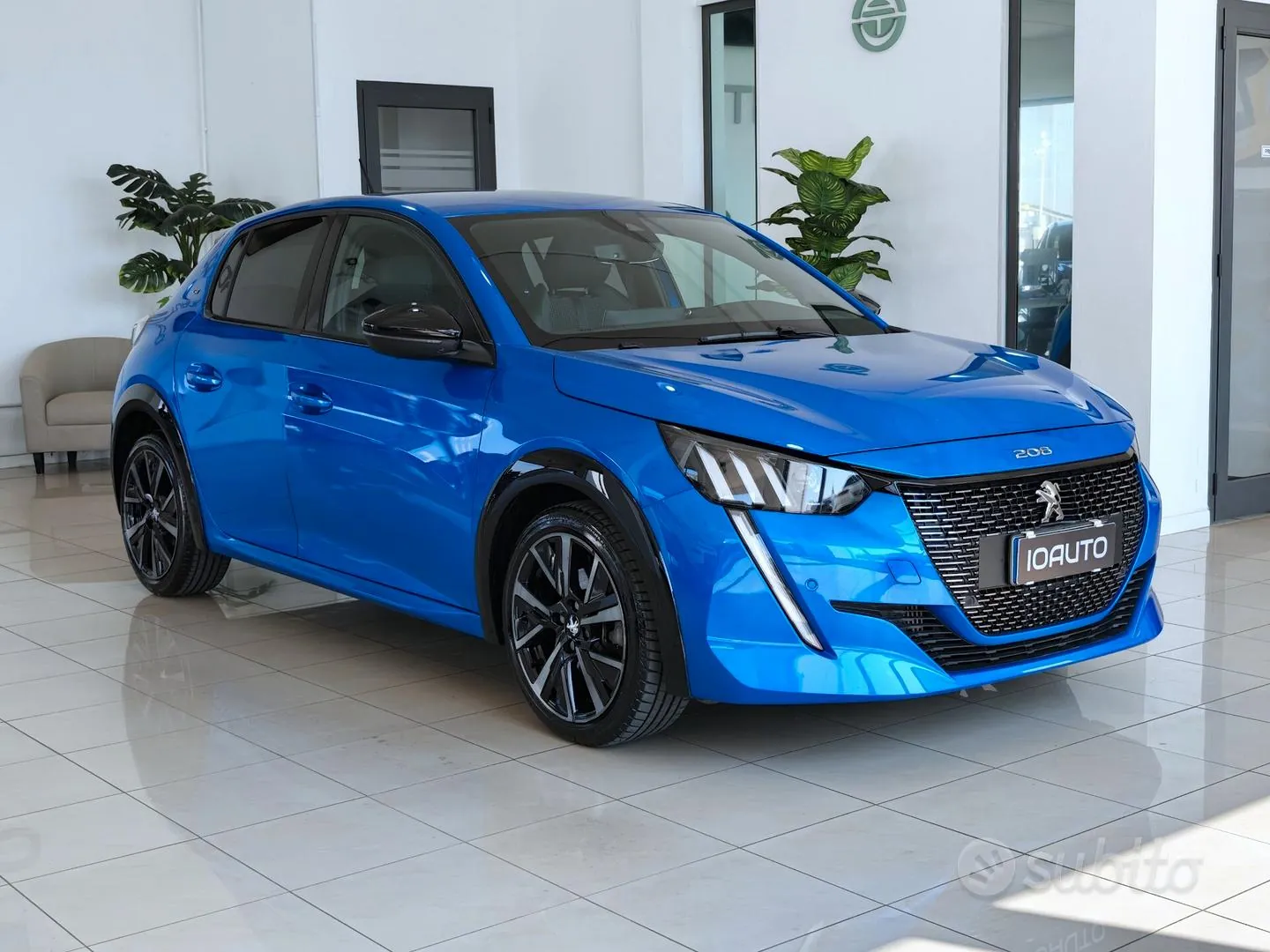Peugeot 208 2023 photo 3