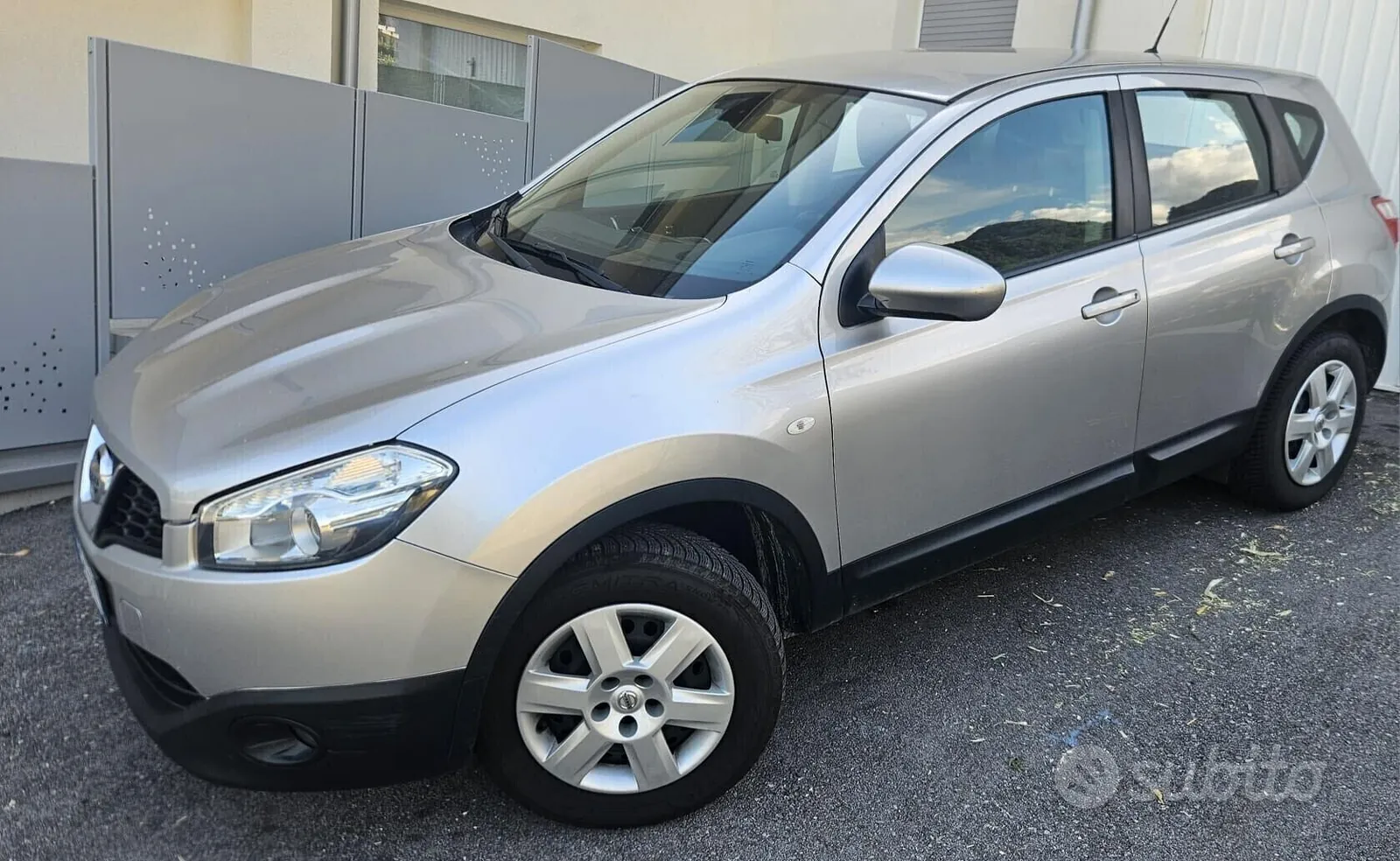 Nissan Qashqai 2013 photo 2