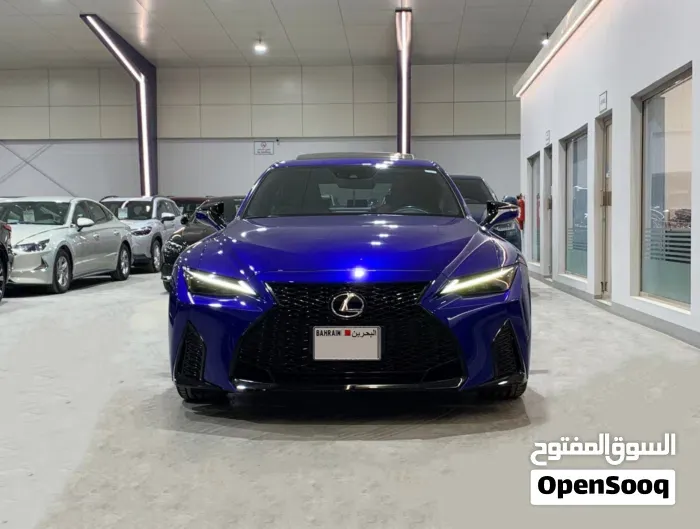 Lexus Is350 2023 photo 4