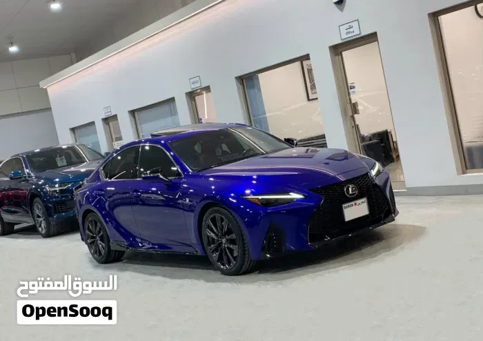 Lexus Is350