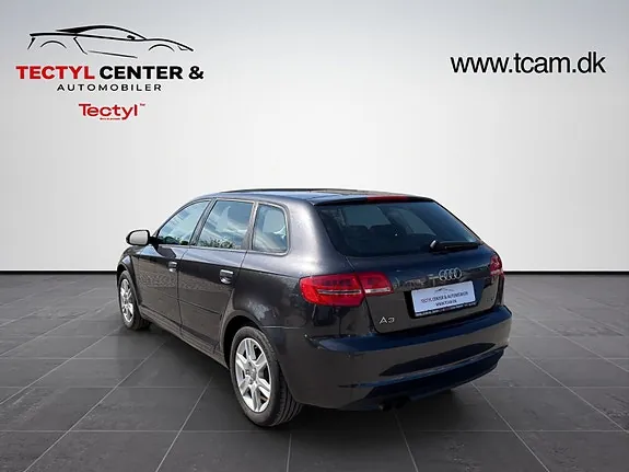 Audi A3 2012 photo 4