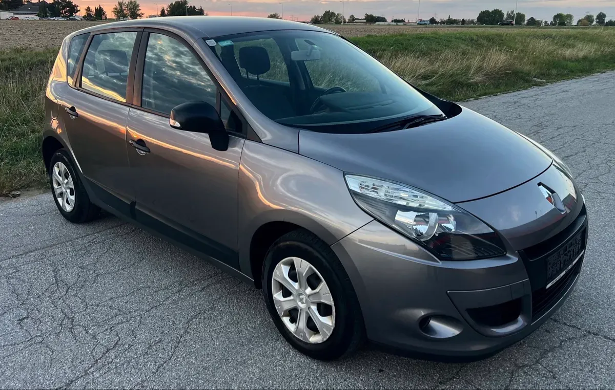 Renault Scenic 2009 photo 3