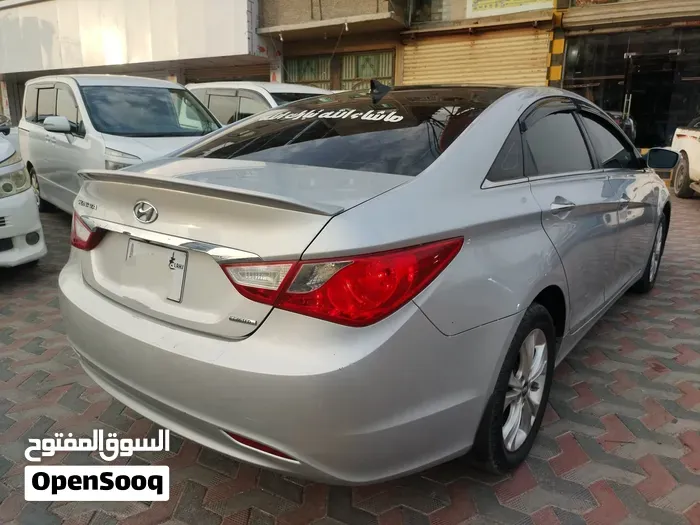 Hyundai Sonata 2013 photo 4