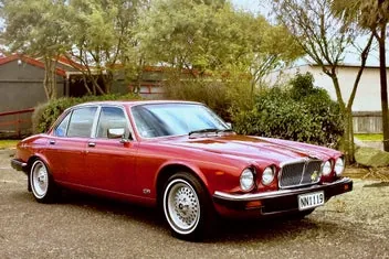 Jaguar Sovereign 1985 photo 2