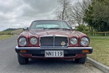 Jaguar Sovereign 1985 photo 4
