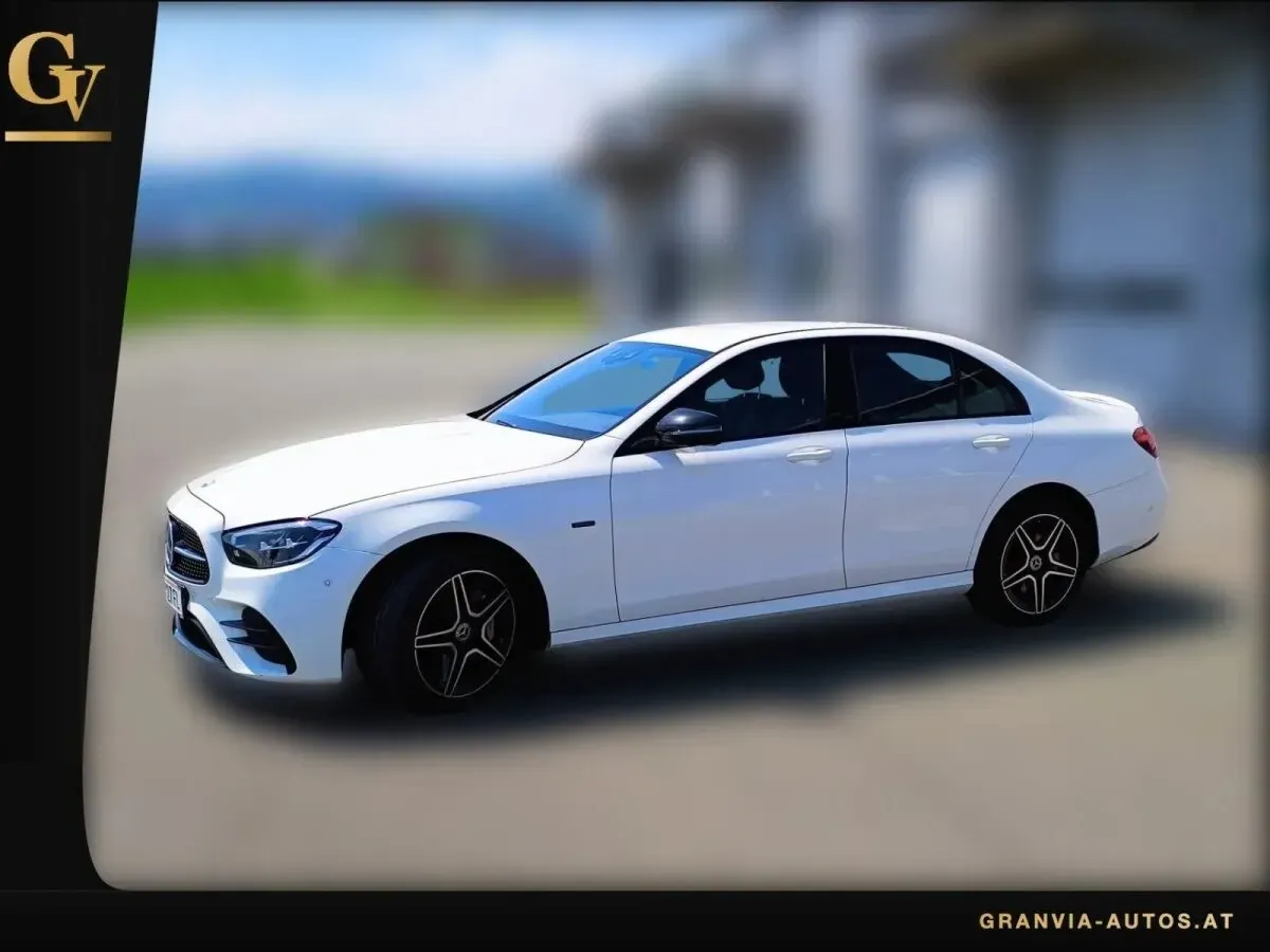 Mercedes-Benz E-Class 2021 photo 2