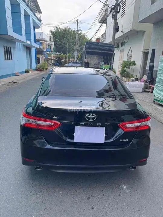 Toyota Camry 2020 photo 3