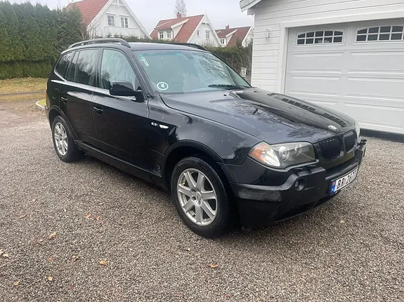 BMW X3 2004 photo 2