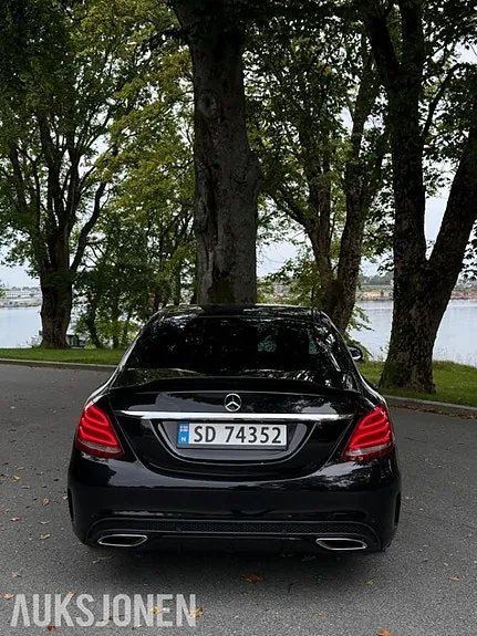 Mercedes-Benz C180 2014 photo 5