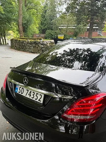 Mercedes-Benz C180 2014 photo 4