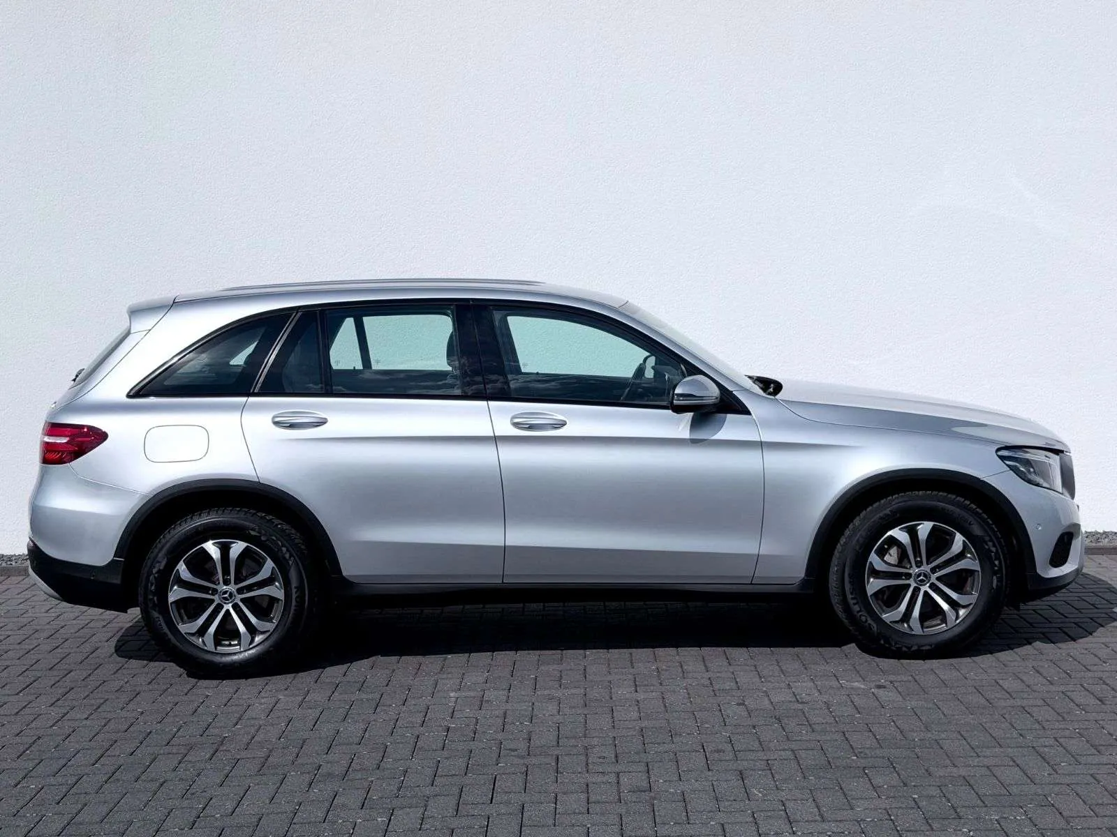 Mercedes-Benz Glc 2017 photo 4